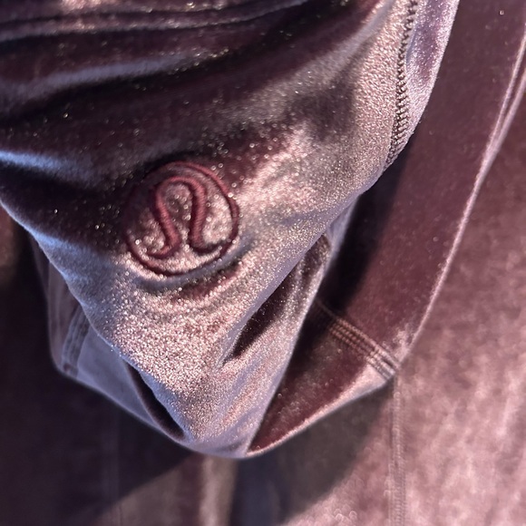 Lululemon Garnet Velvet Cinch Hoodie Jacket, Like New, size 8 - Picture 8 of 11